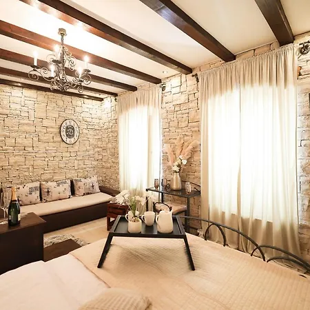 Apartament Luxury Center Angels Rm