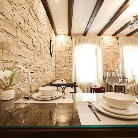 Luxury Center Angels Rm Apartment *