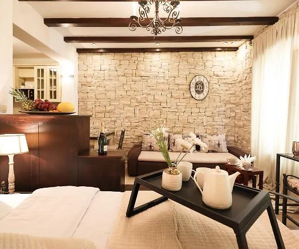 Luxury Center Angels Rm Apartman *