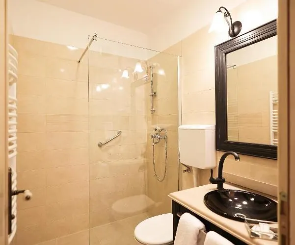 Luxury Center Angels Rm Apartman Zára